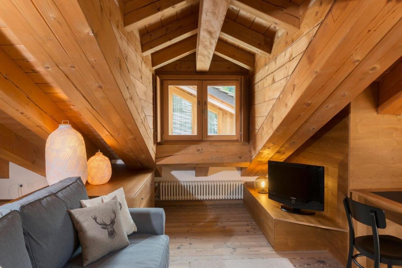 Appartamento Jardin Des Alpes. La Thuile Exterior foto